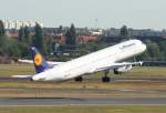 Lufthansa A 321-131 D-AIRC  Erlangen  beim Start in Berlin-Tegel am 24.08.2009
