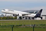 D-AIEG , Lufthansa , Airbus A321-271NX  Naumburg   ,  05.10.2022 , Berlin-Brandenburg  Willy Brandt  , BER , 