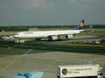 Pushback Airbus A340-600 der Lufthansa in Frankfurt am 3.9.05