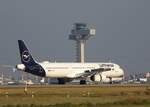 Lufthansa, Airbus A 321-131, D-AIRA  Finkenwerder , BER, 07.11.2025