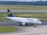 Lufthansa Airbus am Dsseldorfer Flughafen.