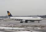 Lufthansa Airbus A 330-343X D-AIKL Ingostadt Flughafen Mnchen 21.12.2010