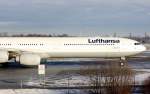Lufthansa Airbus A 340-642 D-AIHI Flughafen Mnchen 21.12.2010