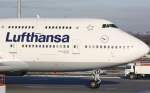 Lufthansa Boeing 747-430 Bochum D-ABVD Flughafen Mnchen 21.12.2010