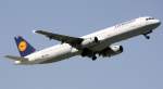 Lufthansa Airbus  A 321-131 D-AIRD Coburg Mnchen ( MUC ) 26.08.2011
