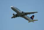 Lufthansa A 320-211 D-AIQP  Suhl  beim Start in Berlin-Tegel am 06.07.2011