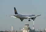 Lufthansa A 321-231 D-AISJ  Gtersloh  kurz vor der Landung in Berlin-Tegel am 16.07.2011