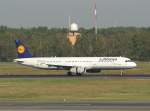 Lufthansa A 321-131 D-AIRL  Kulmbach  nach der Landung in Berlin-Tegel am 25.09.2011
