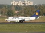 Lufthansa B 737-530 D-ABID  Aachen  nach der Landung in Berlin-Tegel am 15.10.2011