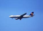 Lufthansa Airbus A300B4-603 D-AIAN  Nrdlingen  beim Landeanflug zum Flughafen Berlin Tegel (TXL) ber Berlin Pankow, 07.05.08.