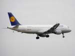 Lufthansa A320-200 D-AIPU Final on 5R @DUS 11.03.2012