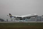 Airbus A 340-600 am 21.Oktober 2012 beim Landeanflug auf den Airport M�nchen.