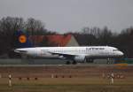 Lufthansa A 320-211 D-AIPY  Magdeburg  kurz vor dem Start in Berlin-Tegel am 03.03.2013