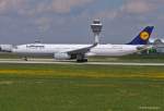 Lufthansa, D-AIKQ, A330-343X beim Start in MUC nach Mumbai (BOM) 18.05.2013