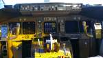 Cockpit einer Boeing 747-430 von Lufthansa
