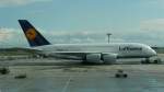 A380 von Lufthansa mit der Kennung D-AIMH in Frankfurt.