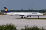 Lufthansa, D-AISX, A321-231 rollt in MUC zum Start nach Frankfurt (FRA) 02.07.2013