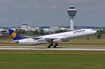 Lufthansa, D-AIFF  Delmenhorst , A340-313X in MUC beim Start nach Seoul (ICN) 01.07.2013