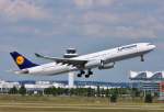 Lufthansa, D-AIKQ, A330-343X in MUC im Steigflug nach Riad (RUH) 01.07.2013