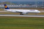 D-AIDF, Lufthansa, A321-231 nach der Landung in MUC aus Stockholm (ARN) 17.07.2013