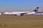 D-AIKQ / Lufthansa / A330-343X beim Start in MUC nach New York-Newark (EWR) 16.12.2013