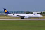 D-AIKS / Lufthansa / A330-343 nach der Landung in MUC aus Montreal (YUL) 04.06.2014
