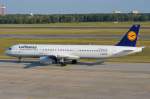 D-AIRD Lufthansa Airbus A321-131   zum Gate in Tegl am 04.09.2014