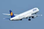 D-AISO Lufthansa Airbus A321-231   am 04.09.2014 in Tegel gestartet