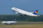 D-AIDD Lufthansa Airbus A321-231   in Tegel  gestartet  D-AIQL Lufthansa Airbus A320-211    gelandet    am 08.09.2014