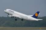 D-AIZT Lufthansa Airbus A320-214 (WL)    in Tegel am 08.09.2014 gestartet