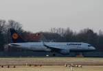 Lufthansa A 320-214 D-AIUE kurz vor dem Start in Berlin-Tegel am 18.01.2015