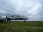 Die Seiten Ansicht des Airbus A380 von Lufthansa.