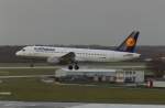 Lufthansa, D-AIPM,(C/N 104),Airbus A 320-211, 12.12.2015,HAM-EDDH, Hamburg, Germany(Taufname:Troisdorf),Frist flight date-13.02.1990