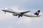 D-AIDT Lufthansa Airbus A321-231  in München am 17.05.2016 gestartet