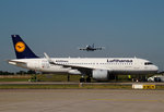 Lufthansa Airbus A 320-271N, D-AINA, Boeing B 747-830, D-ABYI, SXF, 04.06.2016, ILA 2016