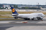 D-ABYD Lufthansa Boeing 747-830  Mecklenburg-Vorpommern    in Frankfurt zum Start am 01.08.2016