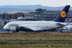 D-AIME Lufthansa Airbus A380-841  Johannesburg   am Start in Frankfurt am 06.08.2016