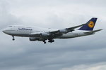 Lufthansa Boeing B747-430 D-ABVR, cn(MSN): 28285,
Frankfurt Rhein-Main International, 23.05.2016.