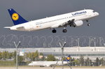 D-AIZE Lufthansa Airbus A320-214  Eisenach   in München am 12.10.2016 gestartet