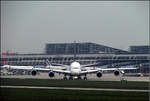 . Frontalansicht -

der Lufthansa A380, D-AIMA auf dem Stuttgarter Flughafen.

02.06.2010 (J)