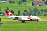 REGA Swiss Air Ambulance, HB-JRB, Bombardier Challenger CL-604, kurz vor dem Abflug am Flugplatz Buochs, Schweiz - 19.06.2014