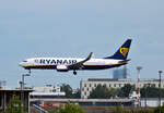Ryanair, Boeing B 737-8AS, EI-ENH, BER, 21.05.2022