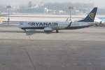 RYAN AIR EI-DPF Boeing 737-8AS Flughafen Salzburg 10.01.2010