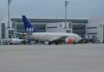 Scandinavian Airlines Boeing 737-683 LN-RPG Flughafen Mnchen 13.05.2010