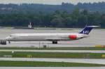 OY-KHN SAS Scandinavian Airlines McDonnell Douglas MD-82    15.09.2013   Flughafen München