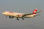 SWISS International Air Lines, HB-IQG, Airbus A330-223, msn: 275, 31.August 2005, ZRH Zürich, Switzerland.