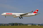 SWISS International Air Lines, HB-JHE, Airbus A330-343X, msn: 1084,  Fribourg , 12.Juni 2021, ZRH Zürich, Switzerland.