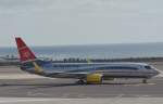 Boeing 737-800 D-ATUE. Das neueste bei der Bahn (ein ICE der fliegt) gesehen am Flughafen in Arrecife am 22.12.13