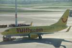 B737-800 der Tui-Fly auf dem Rollfeld