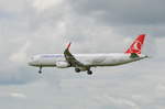 Turkish Airlines Airbus A321 TC-JTD Cankaya (Ein Stadtteil Ankaras) im Landeanflug auf Hamburg Fuhlsbüttel Helmut Schmidt am 04.07.17